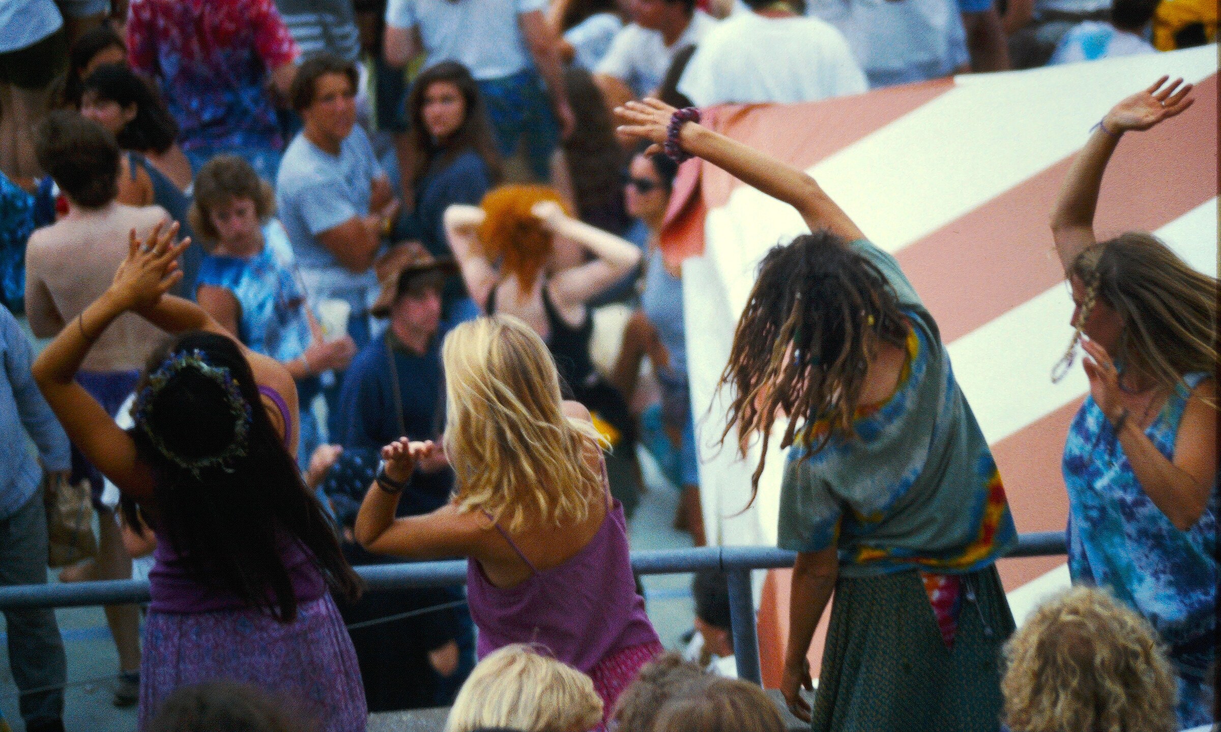 grateful-dead-dance-gallery.jpg