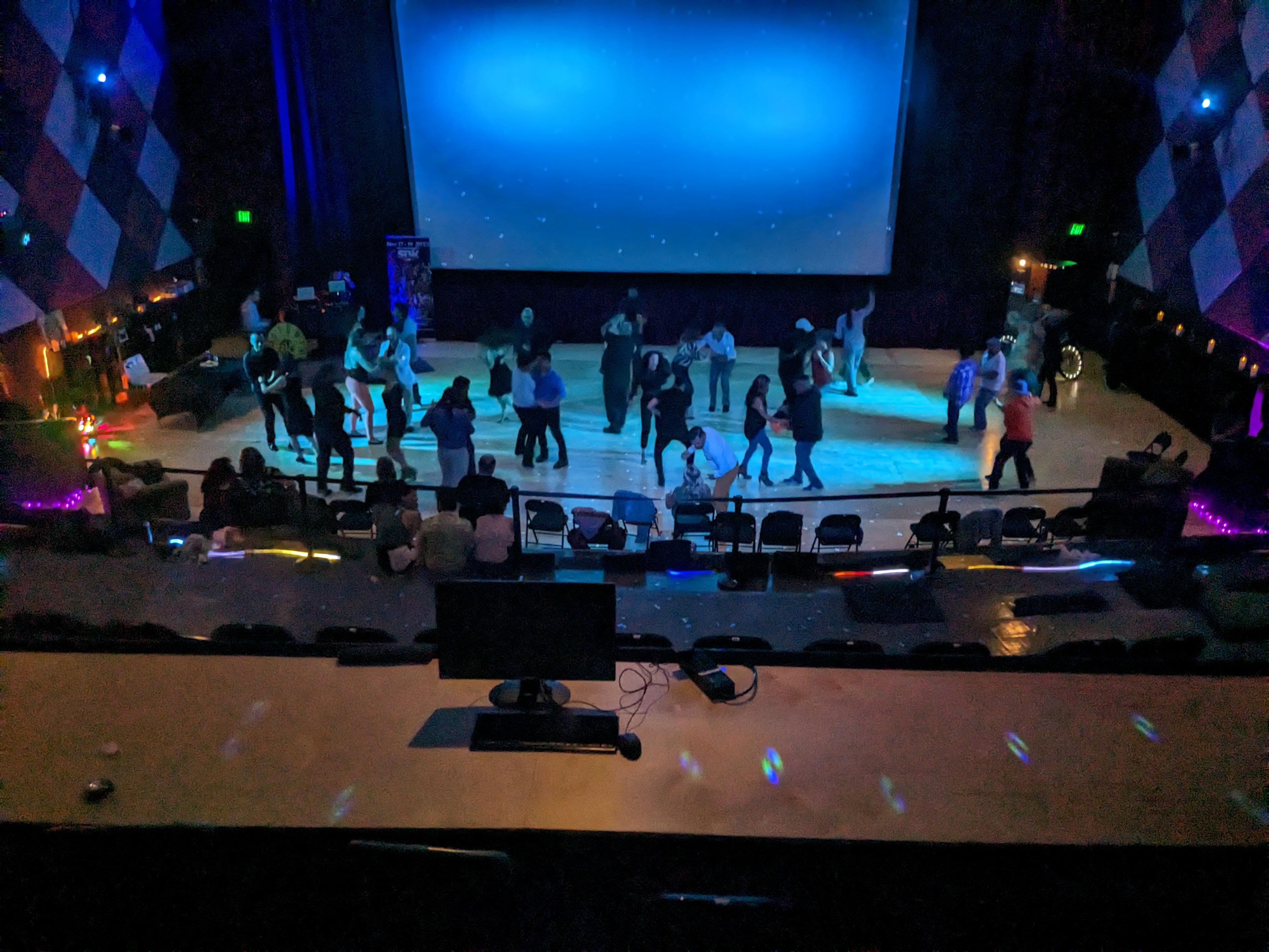 salsa-social-dance-crowd.jpg