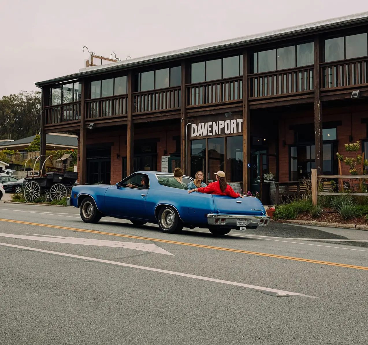 Davenport Roadhouse Restaurant & Inn